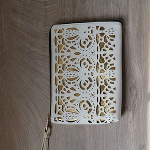 NWOT Vegan Leather Melie Bianco Lazer Cut Clutch
